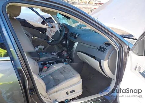 2012 Ford Fusion Hybrid from USA, damaged, VIN 3FADP0L39CR244677